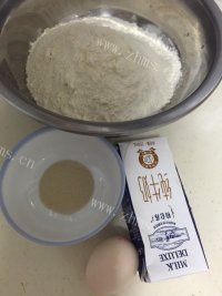 咸甜适中的炸油条做法图解1)