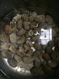 家庭版辣炒花蛤做法图解1)