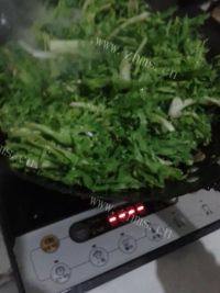 简单的清炒苦菊做法图解4)