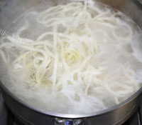 Q弹蕃茄牛肉面做法图解9)