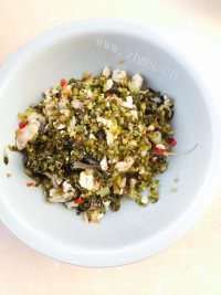 色泽鲜亮的酸菜鱼做法图解11)