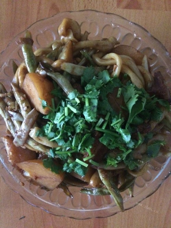 独特的豆角焖面