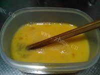 美味的鸡蛋炒米粉做法图解5)