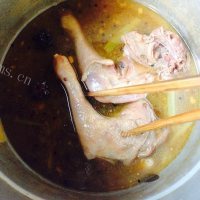 卤味鸡腿做法图解10)