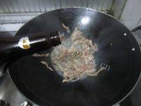 易做的榨菜肉丝做法图解7)