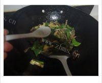 家常菜青椒炒肉丝做法图解5)