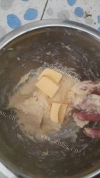 自制肉松小餐包做法图解3)