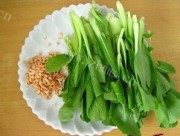 家常菜虾米炒青菜做法图解1)
