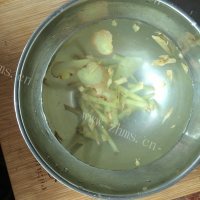 诱人的鲜肉小馄饨做法图解1)