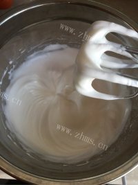 香喷喷的轻乳酪蛋糕做法图解5)