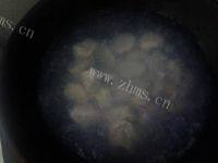 美味的韭菜猪肉馅饺子做法图解8)