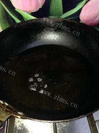甜甜的烫面红糖炸糕做法图解11)