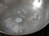 香气逼人的西红柿蛋花汤做法图解2)