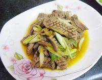 家常菜葱爆腰花
