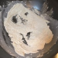 自制瓜子奶黄馅冰皮月饼做法图解8)