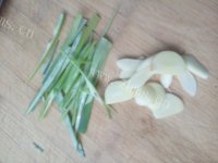 色味俱佳的手撕杏鲍菇做法图解3)