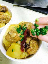 家常菜土豆鸡块