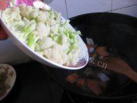 「首发」菜花炒肉做法图解6)