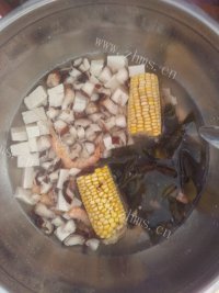 美味的豆腐海带汤做法图解8)