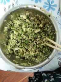 美味的西葫芦饺子做法图解4)