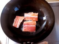 美味的三文鱼排炖黄豆的做法图解三