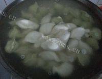 甘脆的芹菜猪肉水饺做法图解6)