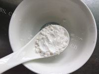 美味的无油糖醋藕圆做法图解18)