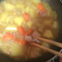 自制猪肉蔬菜咖喱做法图解18)