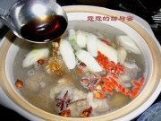 美味的红枣莲藕汤做法图解5)