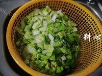 小白菜肉丸汤做法图解3)