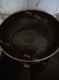 美味的双椒鱿鱼做法图解4)