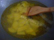 番茄土豆汤做法图解4)