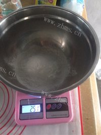 自制豆沙冰皮月饼做法图解4)