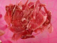 家常菜香芹炒腊肉做法图解2)