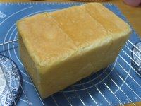 色味俱佳的奶香吐司
