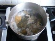 色泽不错的肝泥蔬叶包做法图解3)