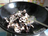 家常菜肉炒香菇做法图解6)