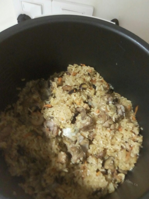 色香味俱全的排骨饭