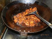 美味的土豆豆角炖鸡肉做法图解8)