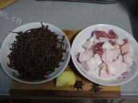 酥嫩干豆角烧肉做法图解2)