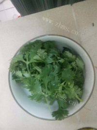 味道不错的清蒸鲳鱼做法图解4)