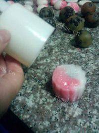 自制彩色冰皮月饼做法图解14)