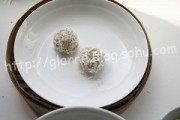 美味的鲜虾珍珠丸子做法图解3)