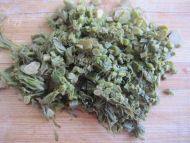 诱人的香椿芽拌豆腐做法图解5)