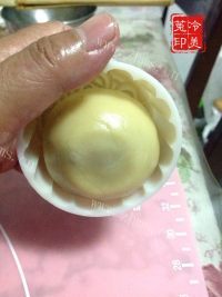 自制红豆沙月饼做法图解10)
