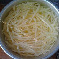 #爱美食#醋溜土豆丝做法图解1)