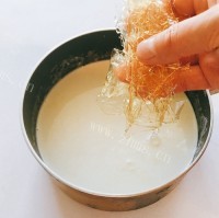美味的香浓奶油布丁做法图解5)