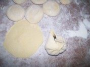 荠菜包子做法图解9)