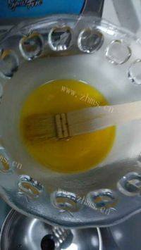 自己做的葱花鸡蛋饼做法图解2)