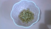 好看的黄金蒜海鲜蒸粉丝#多做法图解5)